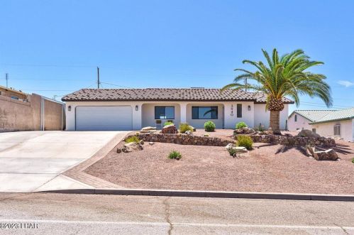 3940 Cherry Tree Blvd, Lake Havasu City, AZ 86406-4458