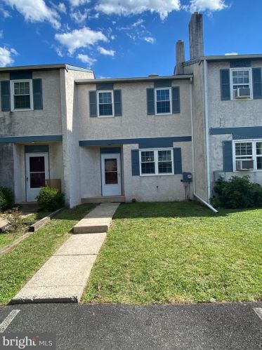 3802 Walnut Ridge Est, Pottstown, PA 19464-3032