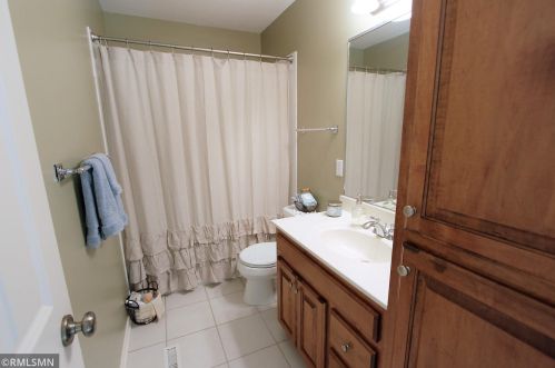 2357 Clover Ln, Red Wing MN  55066-4102 exterior