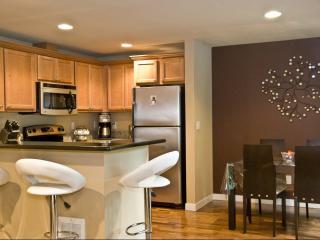 16724 Juanita Dr, Bothell WA  98028-4211 exterior