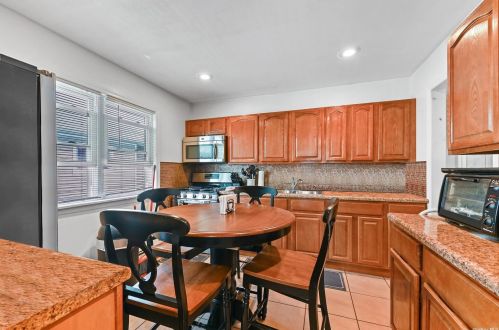 65-09 Beach Channel Dr, Far Rockaway NY  11691-2402 exterior