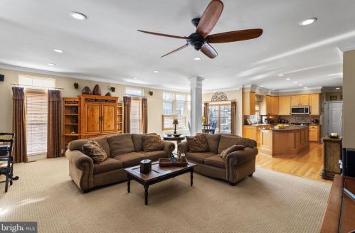 1583 Candace Ln, Yardley PA 19067-4484 exterior