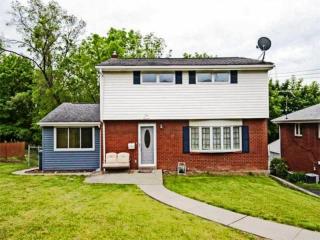 300 Larch Ln, Pittsburgh, PA 15234-2535