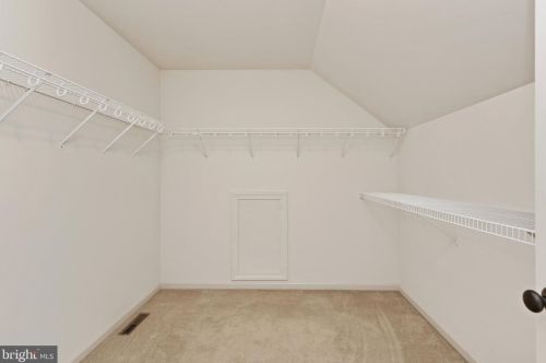 1022 Rockledge Dr, Carlisle PA  17015-9127 exterior