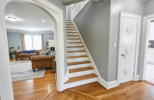 255 Pennsylvania Ave, Mount Vernon NY  10552-1420 exterior