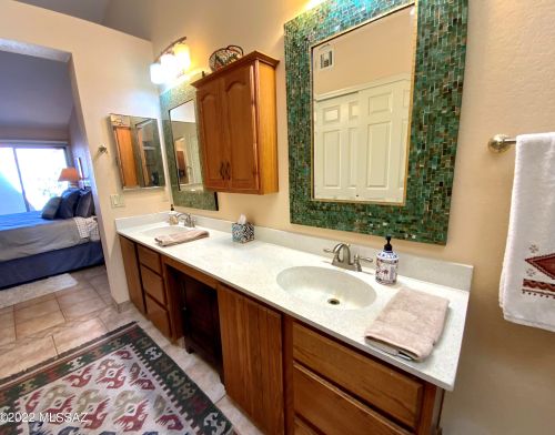 8760 Arnold Palmer Dr, Tucson AZ  85742-9680 exterior