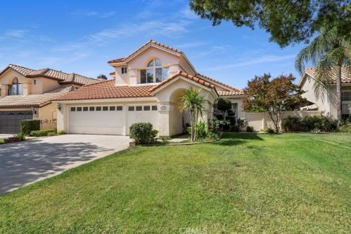8861 Mesa Oak Dr, Riverside, CA 92508-3180