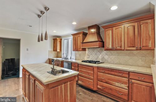 1117 Stonewood Ct, Wilmington, DE 19810-3112