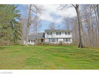 5824 Briarwood Ln, Cleveland, OH 44139-2306