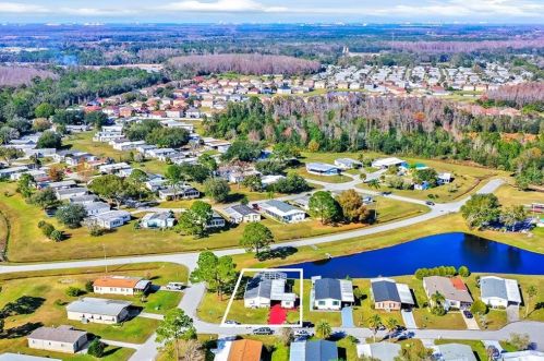 201 Albatross Way, Kissimmee FL 34759-2101 exterior