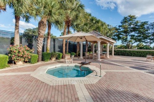 6680 Via Roma, Delray Beach FL  33446-3730 exterior