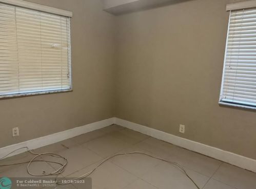 8540 15th Ct, Hollywood FL  33024-4863 exterior