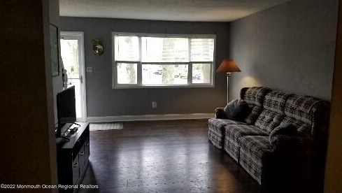 240 Samantha Ct, Bricktown, NJ 08724-7133