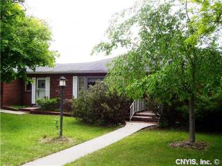 108 Terrace Cir, Syracuse, NY 13214-1232