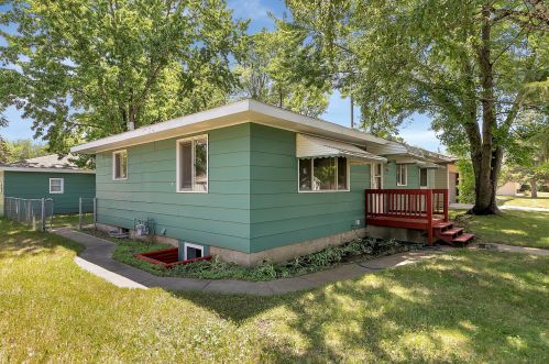 946 37th Ave, Saint Cloud, MN 56303-2149