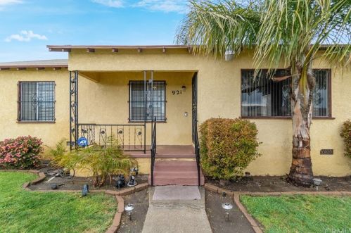 921 Almond St, Compton, CA 90220-2901