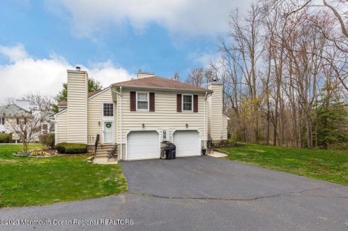 1202 Buckingham Cir, Middletown, NJ 07748-3453