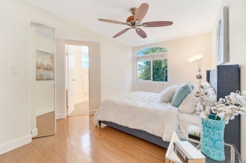 914 Agate St, San Diego CA 92109-1118 exterior