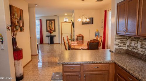 7752 Bonitos Dr, Phoenix AZ  85035-5076 exterior