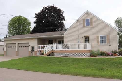 219 Mc Kinley St, Arcadia, WI 54612-1429