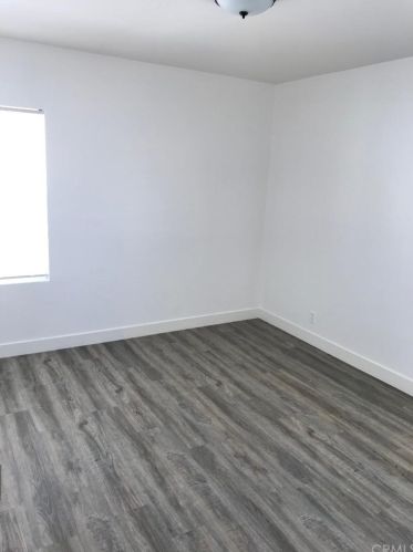 7650 Amestoy Ave, Van Nuys CA  91406-2109 exterior