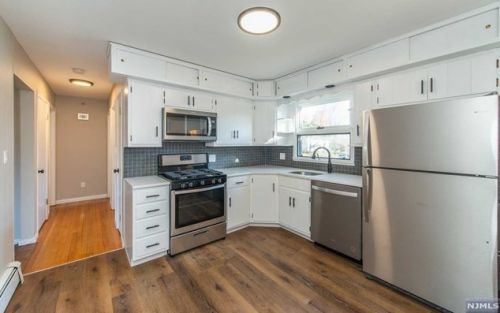 452 Rdg Rd, West Milford Lakes NJ  exterior