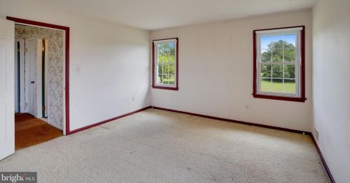 10711 Kettle Run Rd, Nokesville VA  20181-1715 exterior