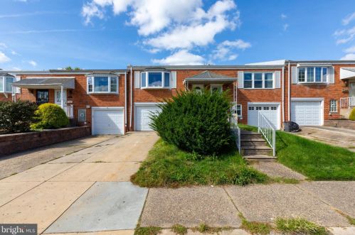 12106 Academy Rd, Philadelphia, PA 19154-2903