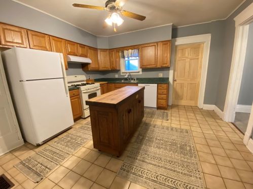 106 Plum St, Greenville PA  16125-1857 exterior