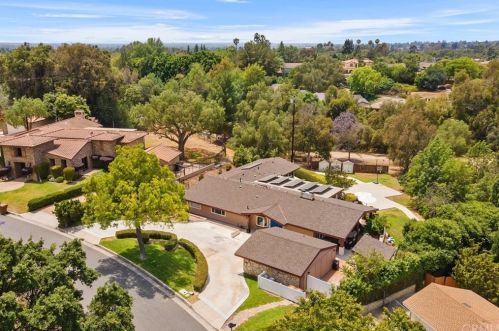 1539 Avolencia Dr, Fullerton, CA 92835-3717