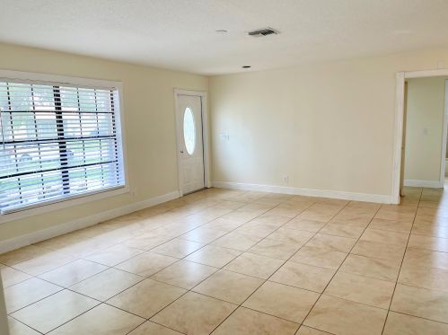 119 Bobwhite Rd, West Palm Beach, FL 33411-1716