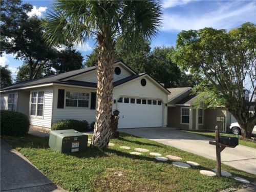 110 Lamplighter Dr, Sanford, FL 32771-3683