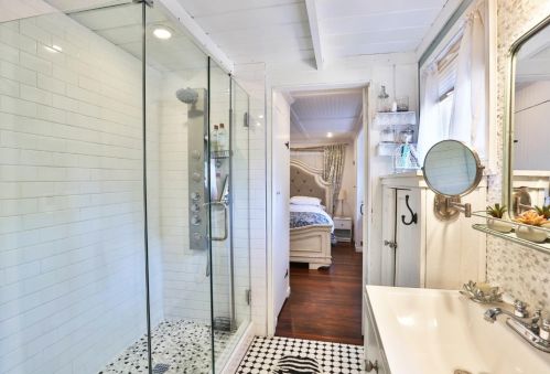 212 Riverside Ave, Ben Lomond CA  95005-9588 exterior