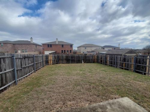 2912 Crimson Clover Dr, Lancaster TX  75134-1632 exterior