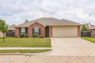 612 Bretts Way, Burleson TX  76028-8684 exterior