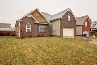 1237 Chinook Cir, Clarksville, TN 37042-8233