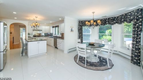 19 Marisa Ct, West Milford NJ  07480-3000 exterior