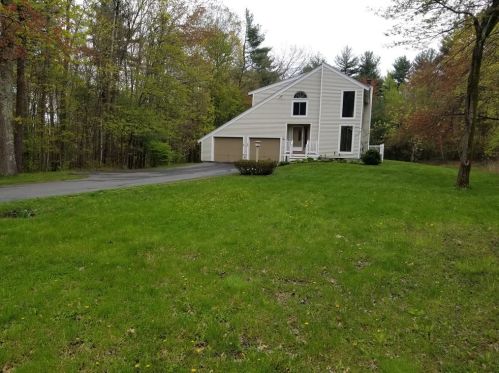 181 Lowell Rd, Salem, NH 03079-4042