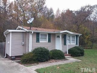 512 Elm St, Graham, NC 27253-2502