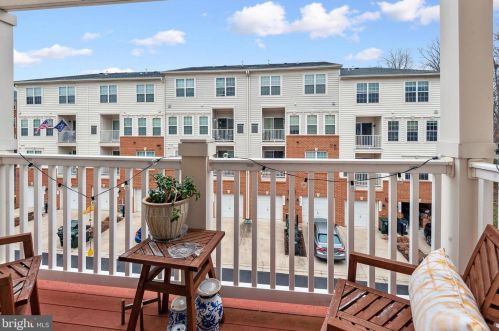 6159 Aster Haven Cir, Haymarket, VA 20169-6262