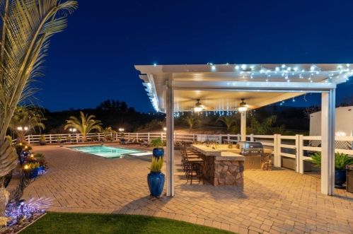 550 Old Stagecoach Run, Alpine CA  91901-1478 exterior