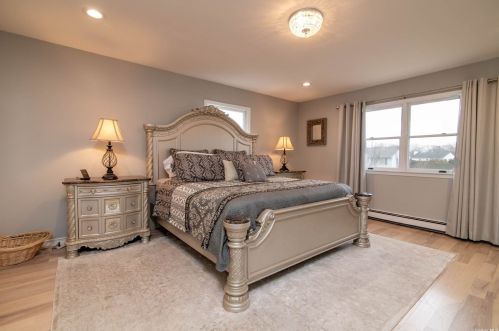 121 Stethem Dr, South Setauket NY  11720-4083 exterior