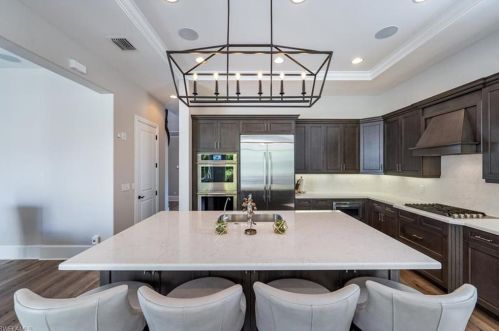 2139 Torino Way, Naples FL  34105-3033 exterior