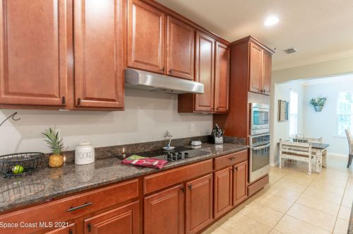 625 Breakaway Trl, Titusville FL  32780-7287 exterior