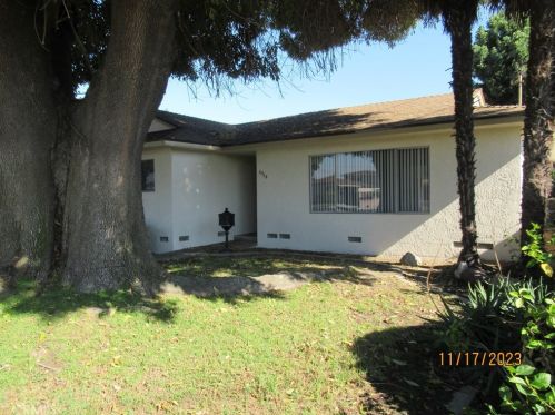 6954 Lime Ave, Long Beach, CA 90805-1437