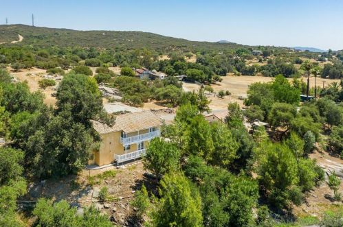 4209 Alpine Blvd, Alpine CA  91901-2312 exterior