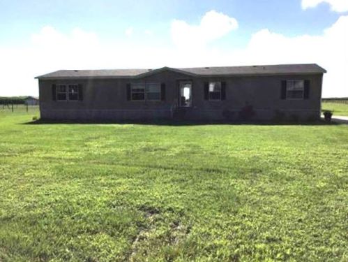 385 Prairie Rd, Franklin, LA 70538-7351