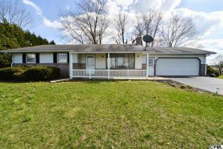 28 Iona Rd, Lebanon, PA 17042-9108