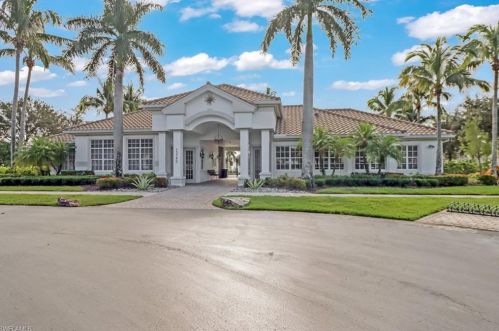 16200 Parque Ln, Naples FL  34110-2826 exterior