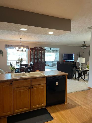 821 Leesburg Ave, Washington Ch OH  43160-1254 exterior